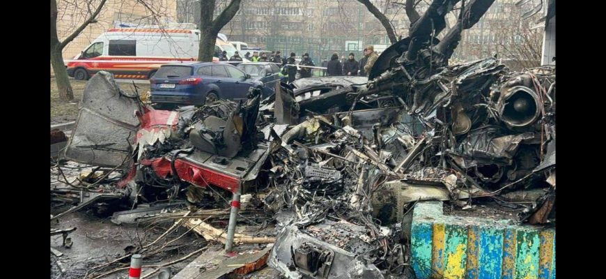 Вертолёт с главой МВД Украины мог рухнуть из-за того, что пилот поздно заметил жилой дом