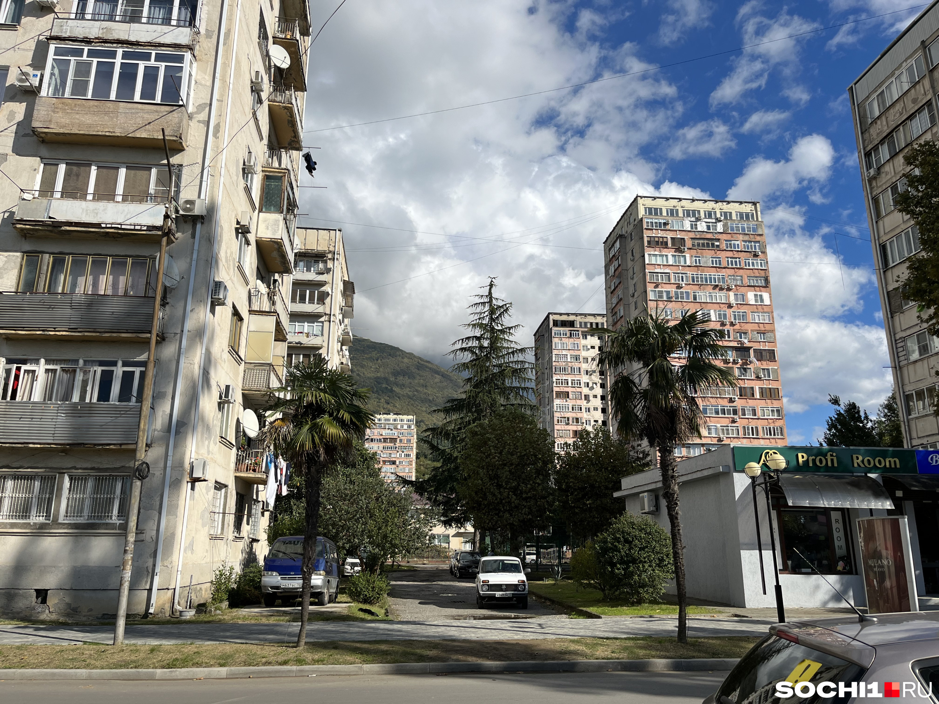 В Абхазии строится очень мало жилья, в основном дома еще советской постройки