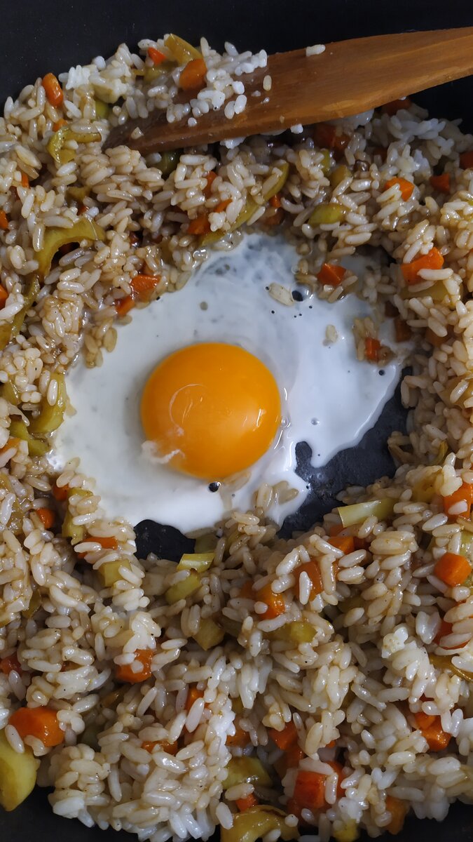 Готовим рис с яйцом и овощами! Фото-рецепт!